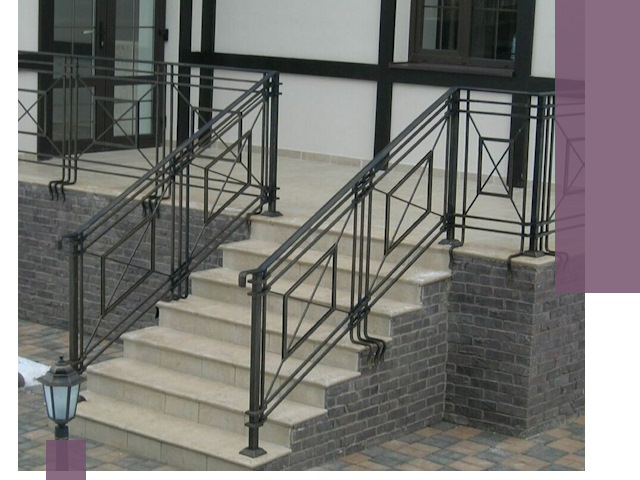 Перила для крыльца в Краснодаре — монтаж, изготовление и установка